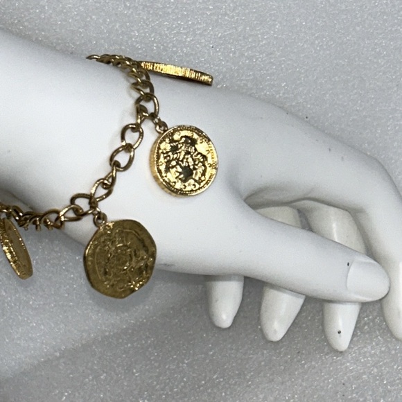 Gold Tone Coin Charm Bracelet Chunky Napoleon Queen Elizabeth United States 7.5" - Picture 8 of 16